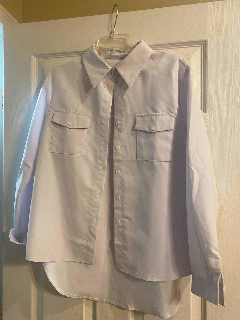 SHEIN White Button-Front Women's Blouse with Chest Pockets